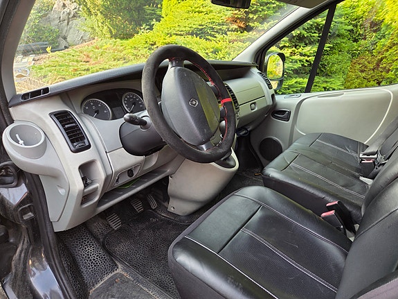 Renault Trafic 6 of 21