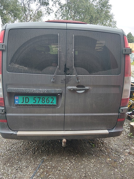 Mercedes-Benz Vito 120 4 of 5