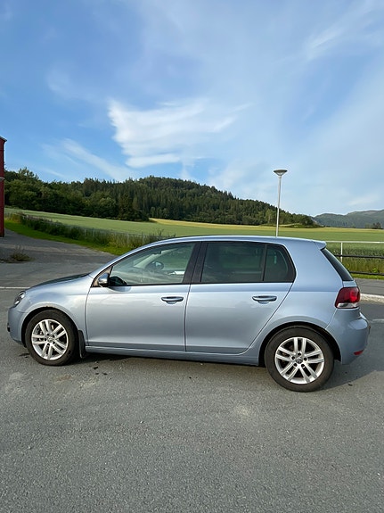 Volkswagen Golf VI 4 of 5