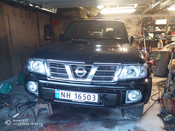 Nissan Patrol 14 of 17