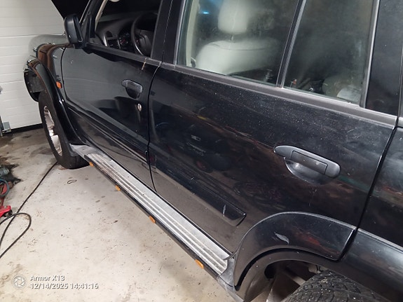 Nissan Patrol 3 of 17