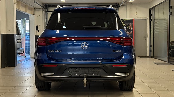 Mercedes-Benz EQB300 5 of 5