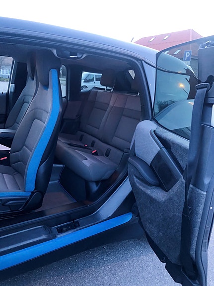 BMW i3 3 of 5