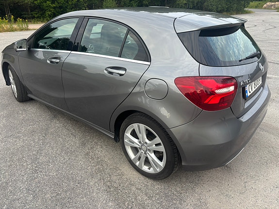 Mercedes-Benz A180 5 of 5