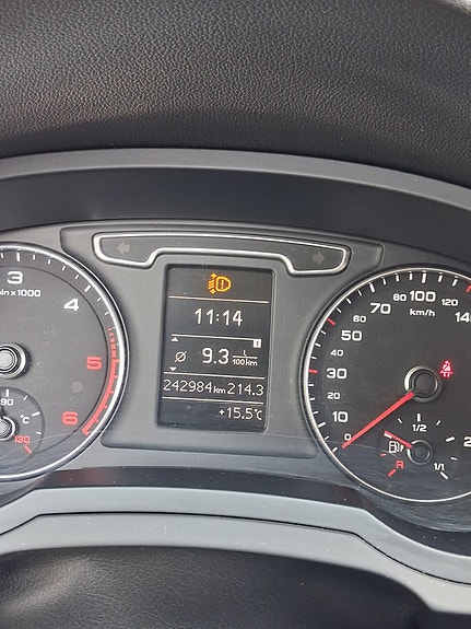 Audi Q3 8 of 9