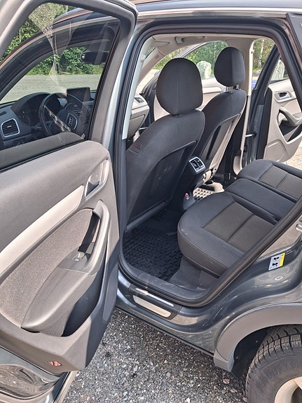 Audi Q3 7 of 9