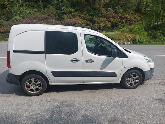 Peugeot Partner 4 of 5
