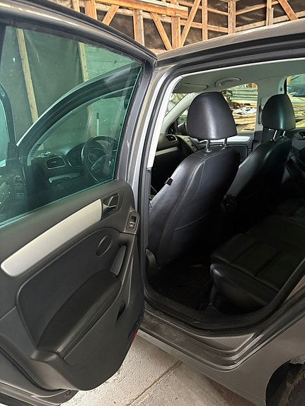 Volkswagen Golf VI 6 of 19