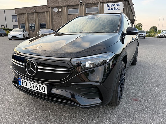 Mercedes-Benz EQA300 2 of 5