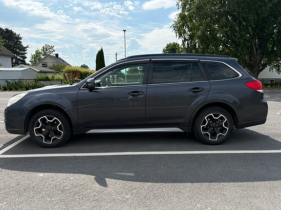 Subaru Outback 5 of 5