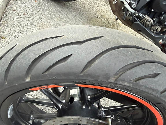 KTM 390 Duke 11 of 12