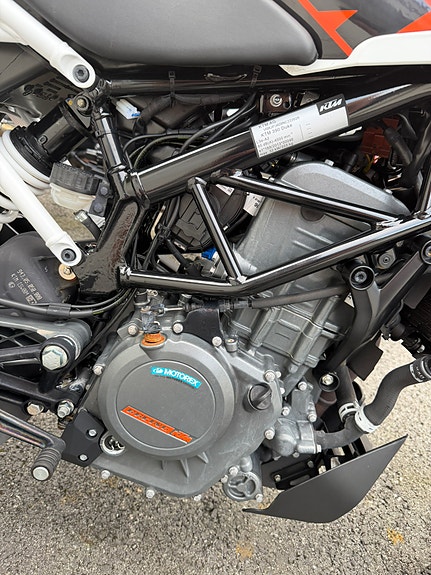 KTM 390 Duke 5 of 12