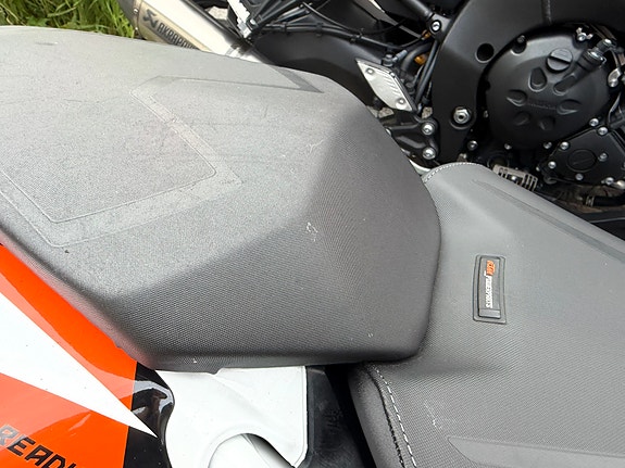 KTM 390 Duke 10 of 12