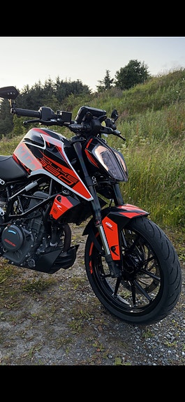KTM 390 Duke 4 of 12