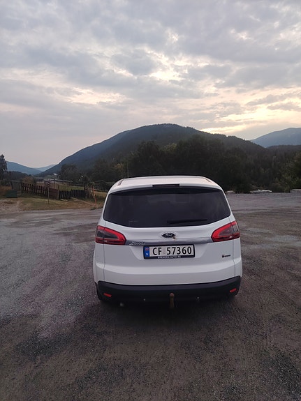 Ford S-MAX 5 of 5