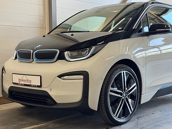 BMW i3 3 of 5
