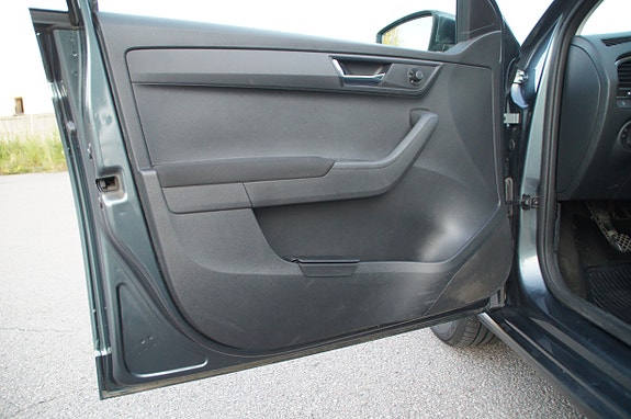 Skoda Fabia 9 of 30