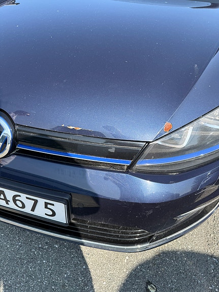 Volkswagen e-Golf VII 4 of 5