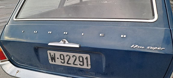 Ford Taurus 4 of 5