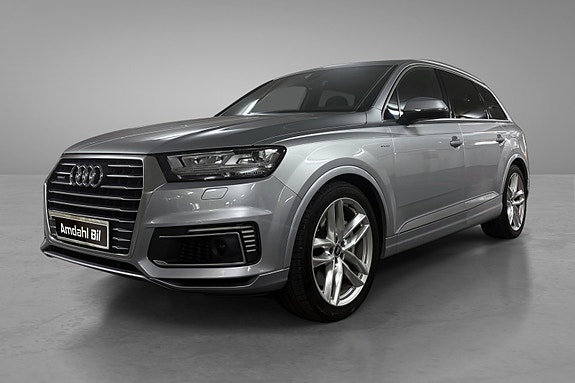 Audi Q7 3 of 5