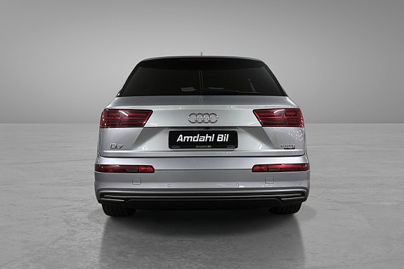 Audi Q7 5 of 5
