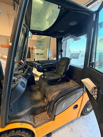 Jungheinrich DFG-425 S 2500kg diesel truck 4 of 5