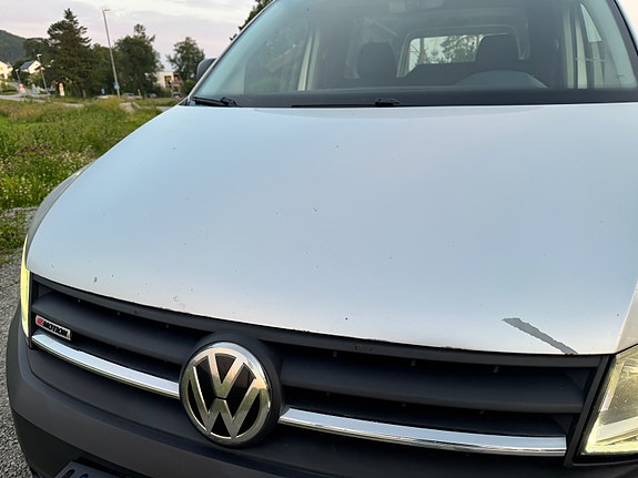 Volkswagen Caddy Maxi 17 of 22