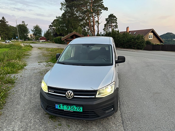 Volkswagen Caddy Maxi 16 of 22