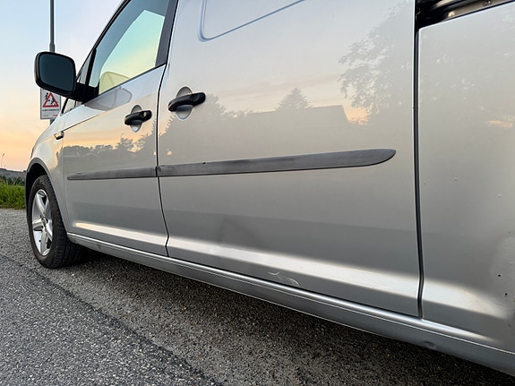 Volkswagen Caddy Maxi 13 of 22