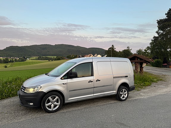 Volkswagen Caddy Maxi 3 of 5