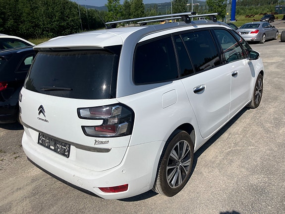 Citroen C4 Picasso 3 of 5