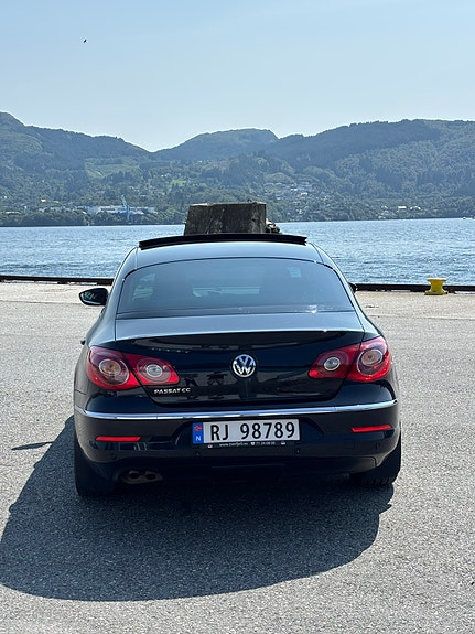Volkswagen Passat CC 5 of 5