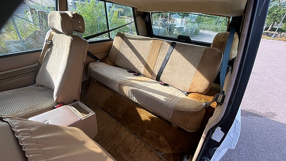 Land Rover Range Rover 9 of 30