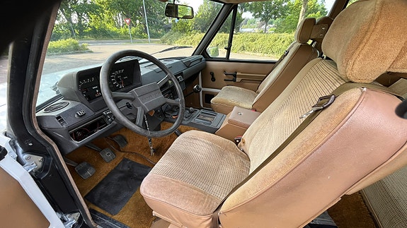 Land Rover Range Rover 8 of 30