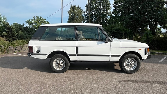 Land Rover Range Rover 3 of 5