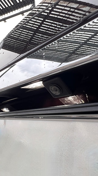 Mercedes-Benz E250 9 of 30