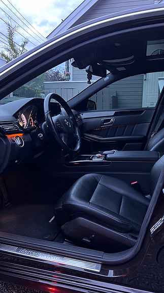 Mercedes-Benz E250 20 of 30