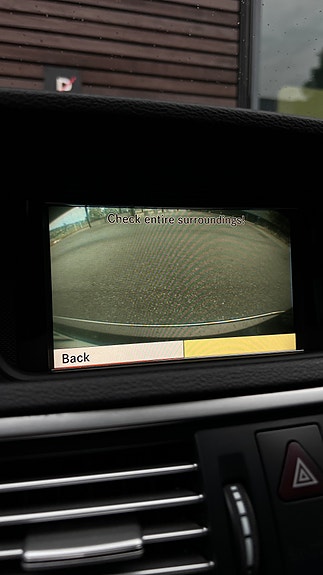 Mercedes-Benz E250 28 of 30