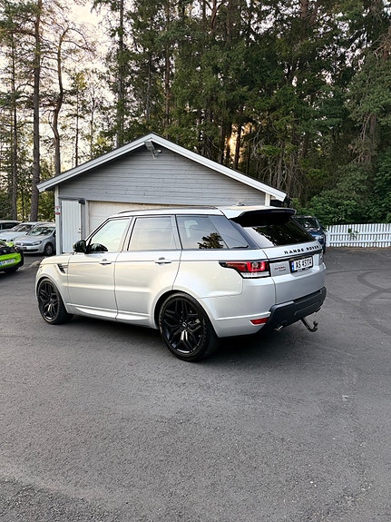 Land Rover Range Rover 15 of 30