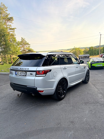 Land Rover Range Rover 8 of 30