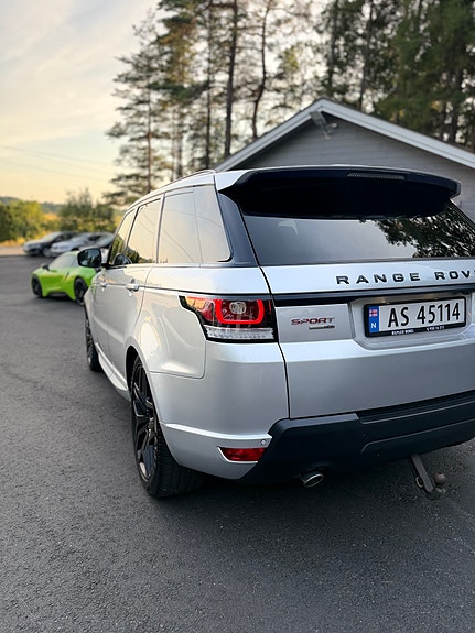 Land Rover Range Rover 14 of 30