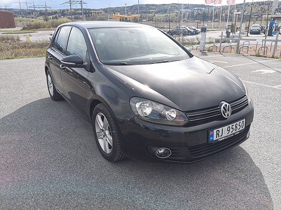 Volkswagen Golf VI 2 of 5