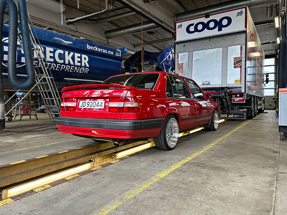 Volvo 940 3 of 5