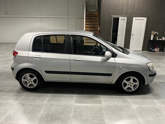 Hyundai Getz 4 of 5