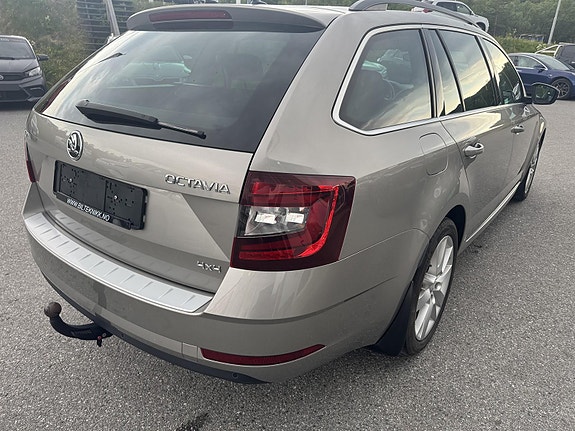 Skoda Octavia 5 of 5
