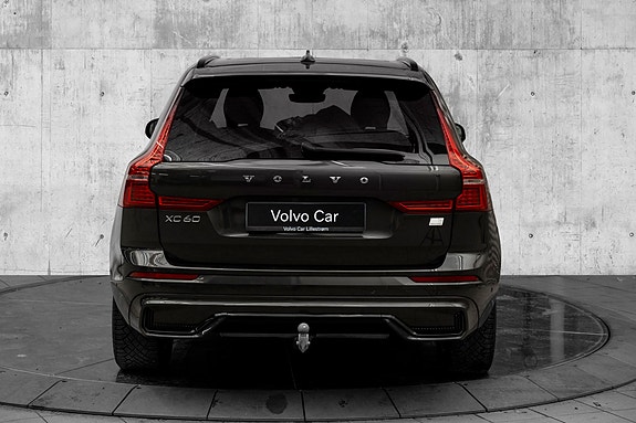Volvo XC60 6 of 26