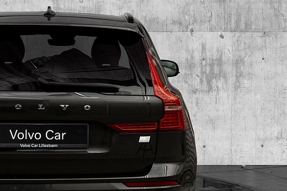 Volvo XC60 8 of 26