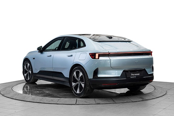 Polestar 4 5 of 24