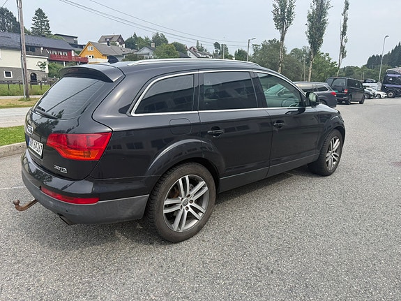 Audi Q7 5 of 5