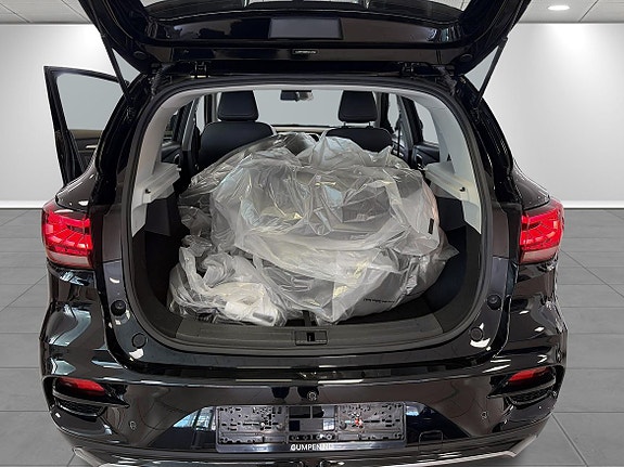 MG ZS EV 15 of 15